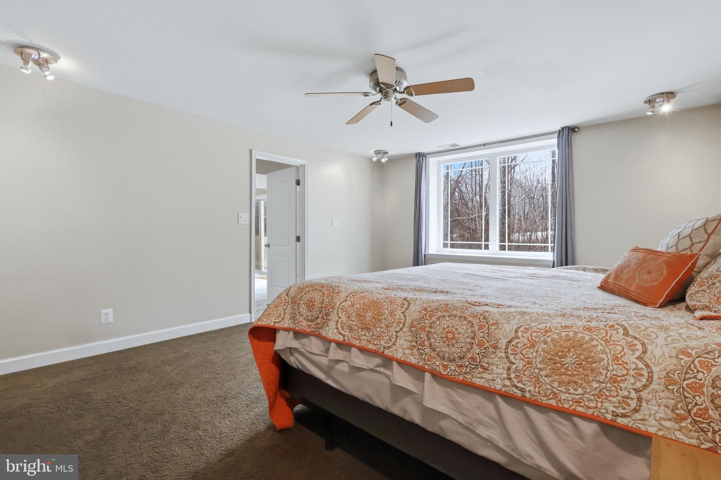 2825 Patuxent Court photo 54