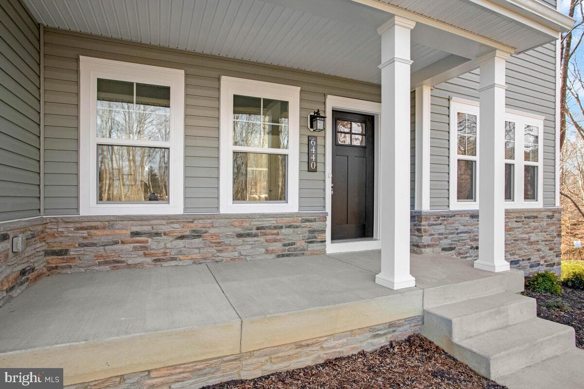 6440 Briarwood Drive photo 3
