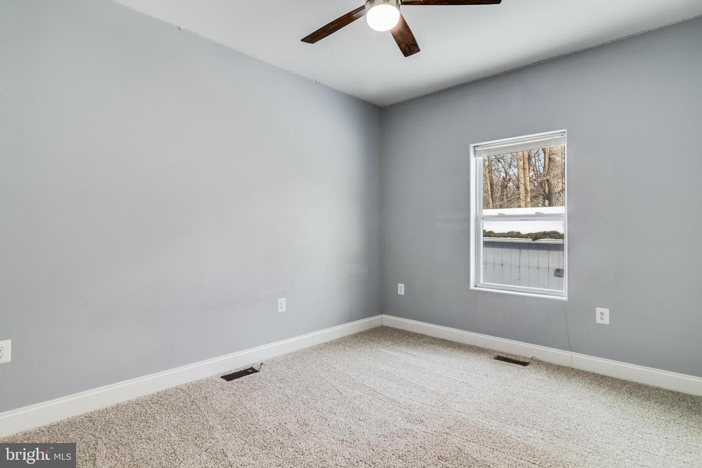 8230 Pine Boulevard photo 29