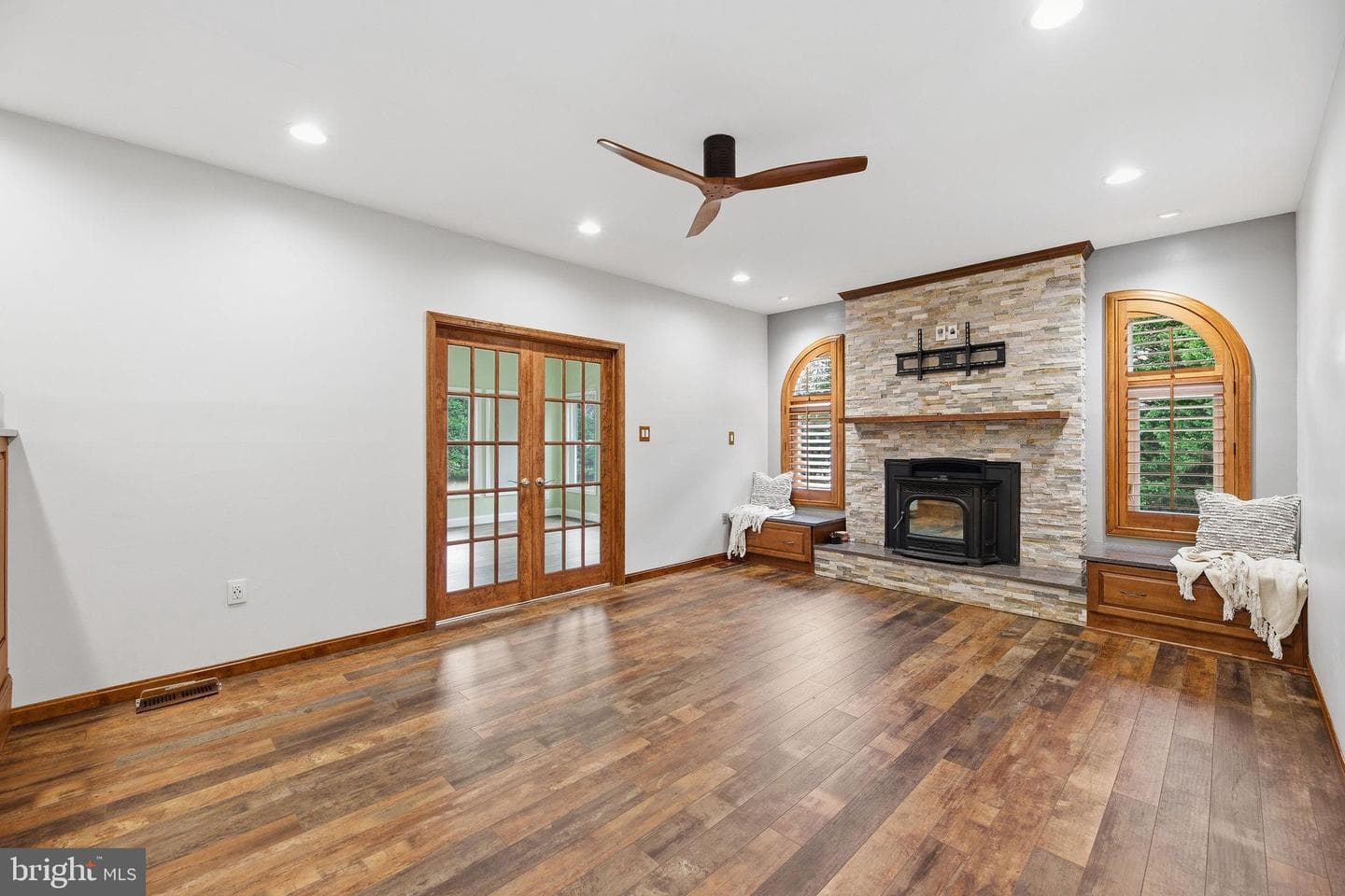 3000 Whispering Drive photo 16