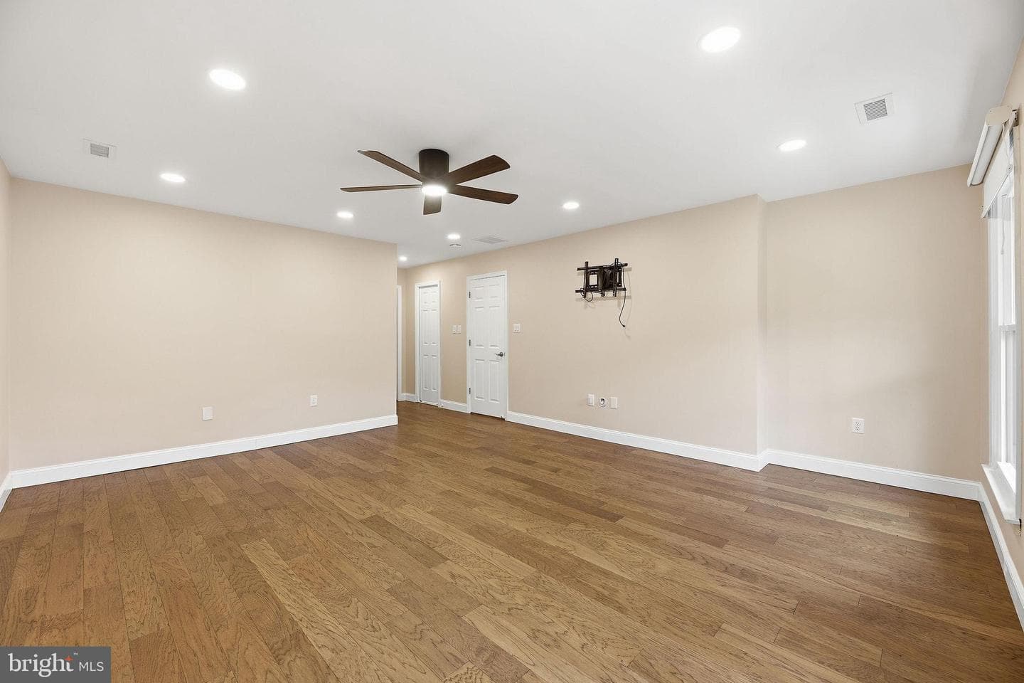 3000 Whispering Drive photo 28