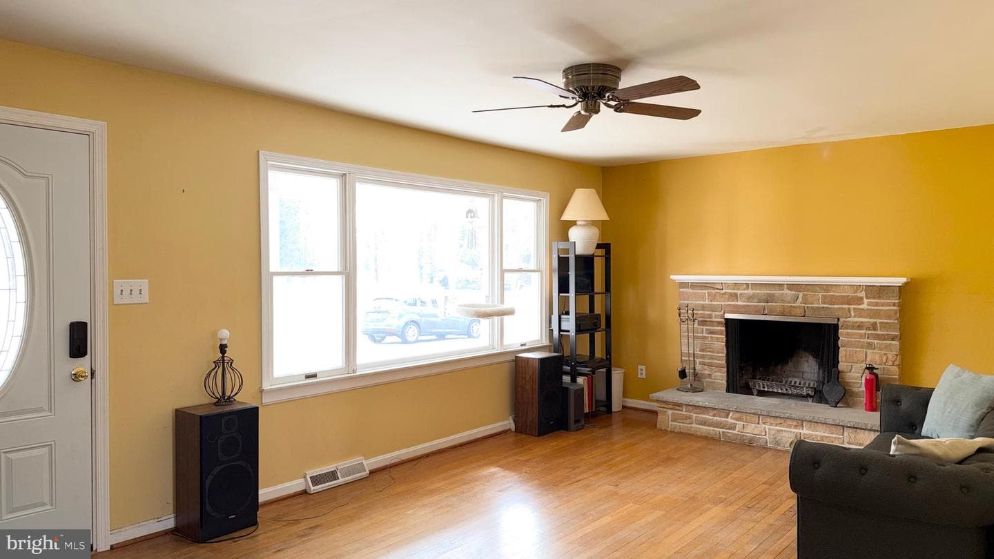 1814 Lowery Road photo 4