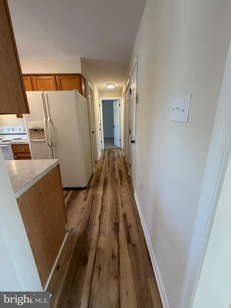 1550 Avenue C photo 8
