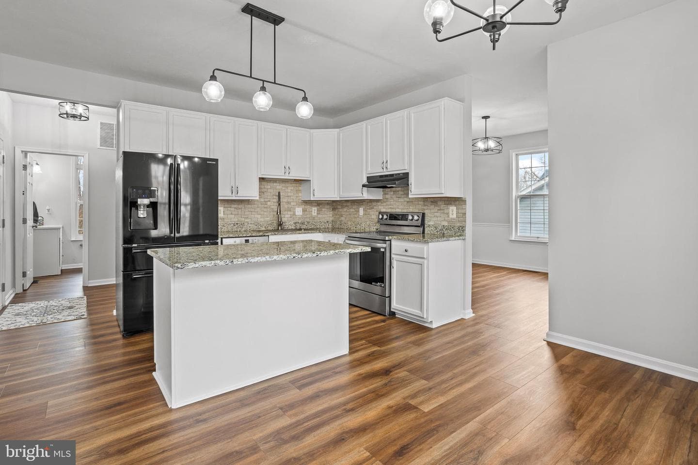 8128 Bayview Hills Drive photo 10