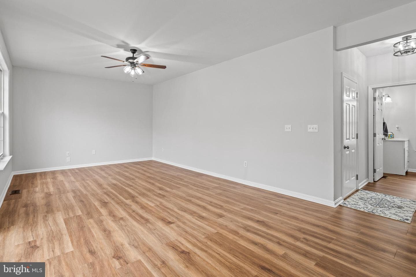 8128 Bayview Hills Drive photo 13