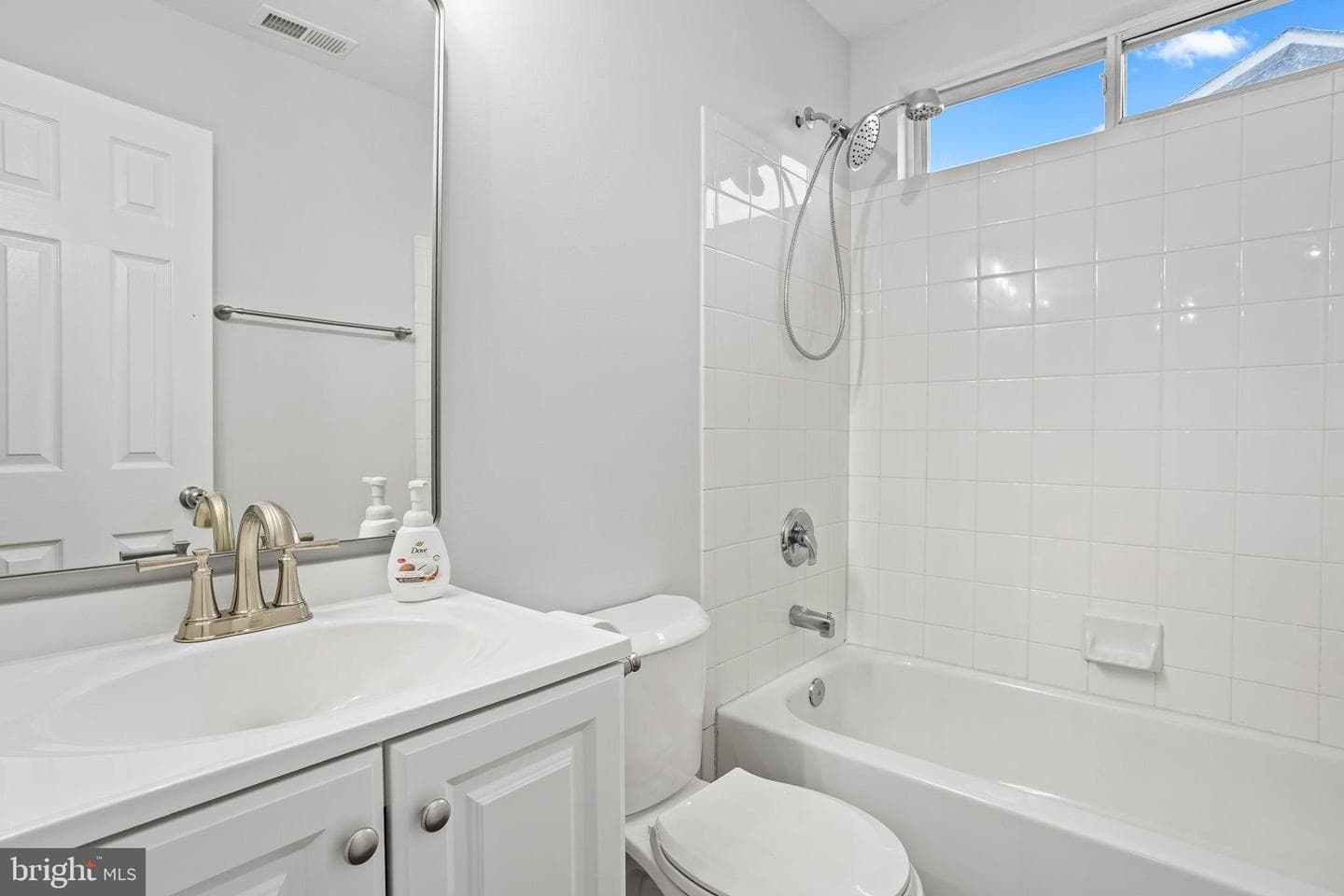 8128 Bayview Hills Drive photo 18