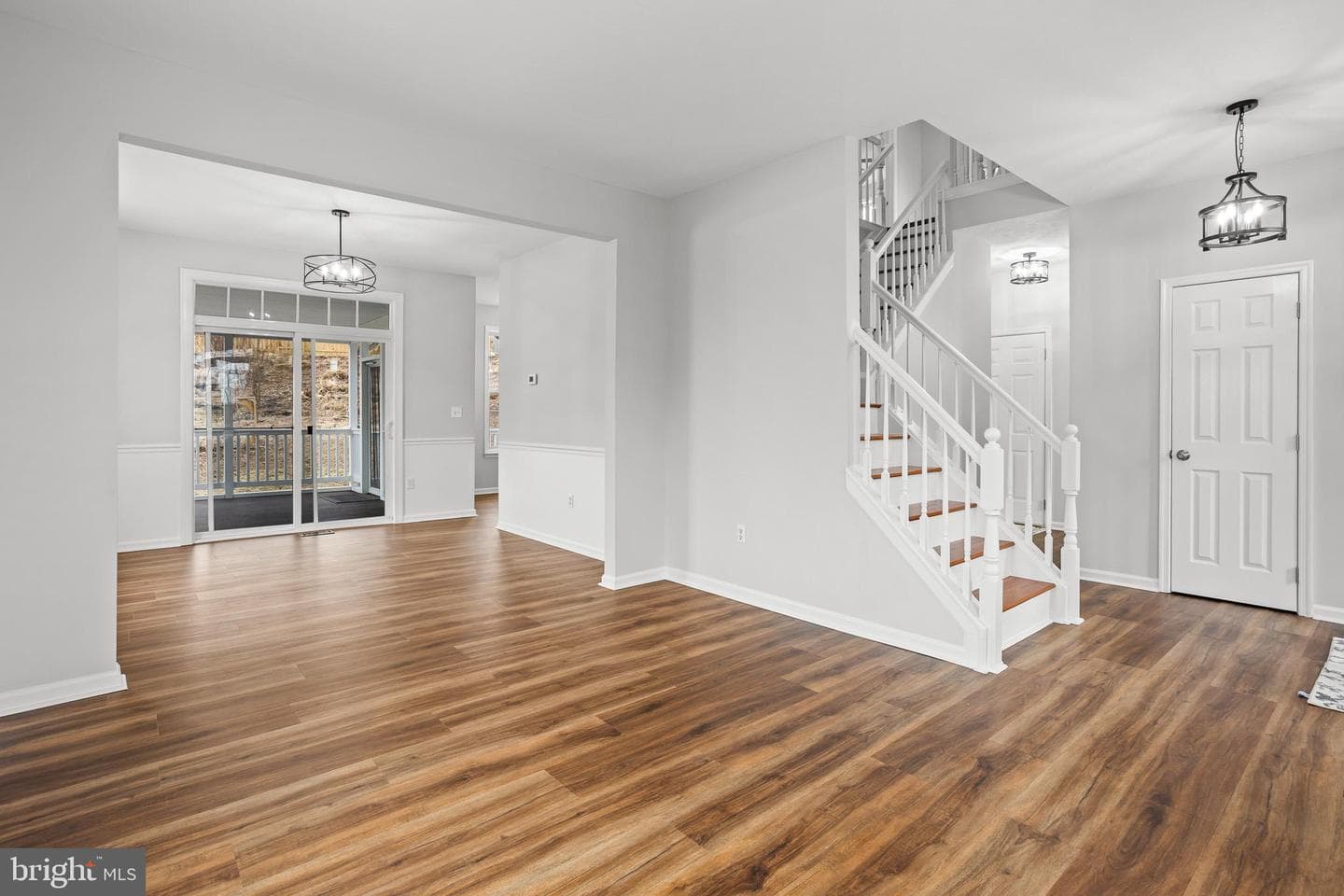 8128 Bayview Hills Drive photo 4