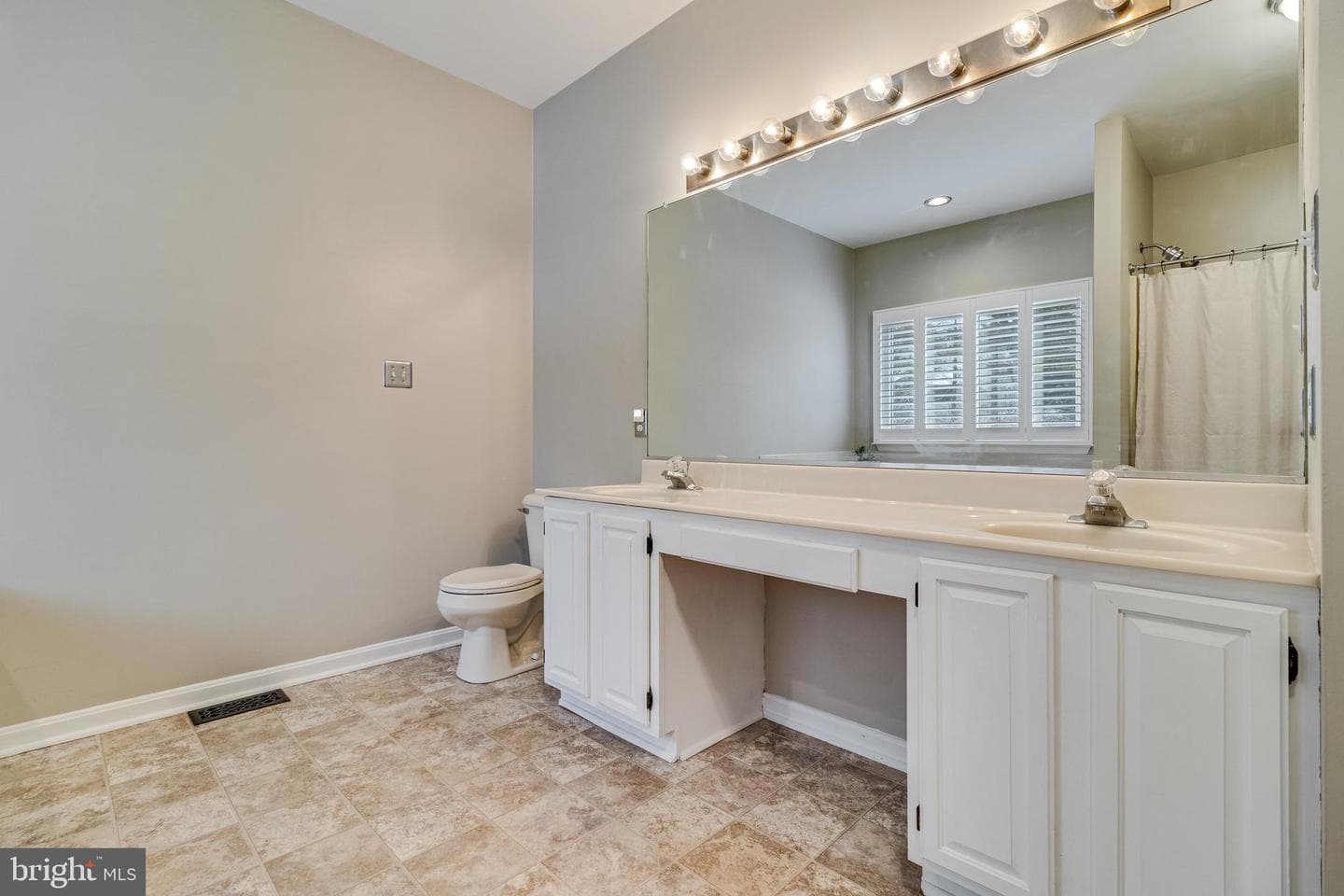 4045 Weeping Willow Lane photo 30