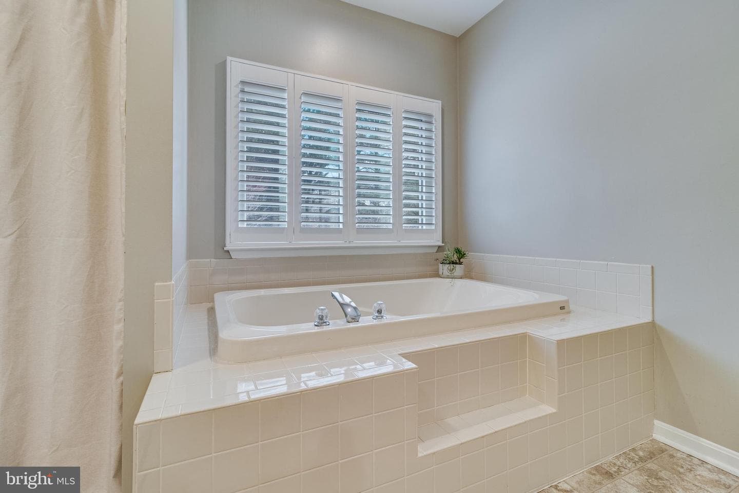 4045 Weeping Willow Lane photo 32