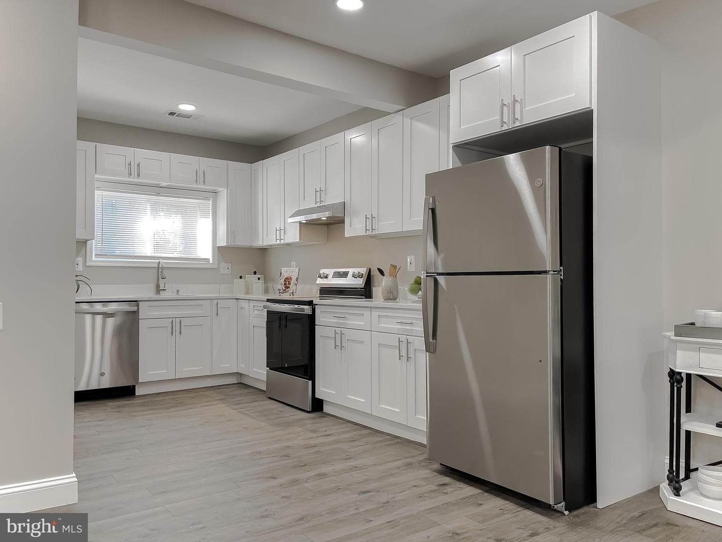 10984 Elm Drive photo 9