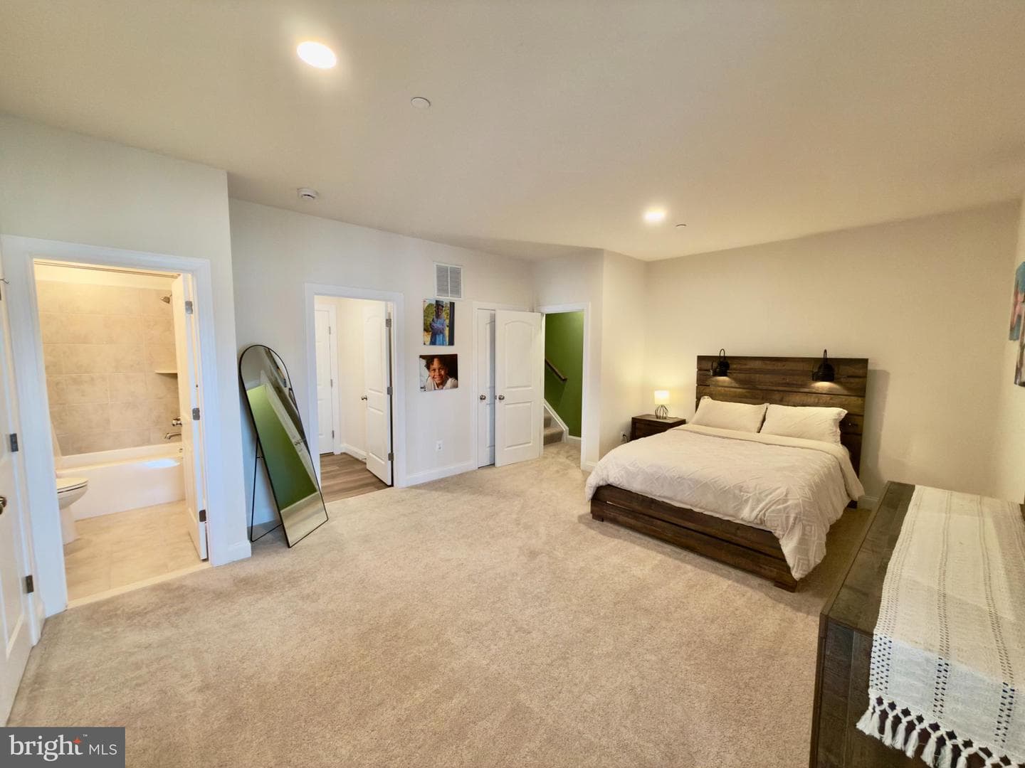 241 Sullivan Lane photo 29