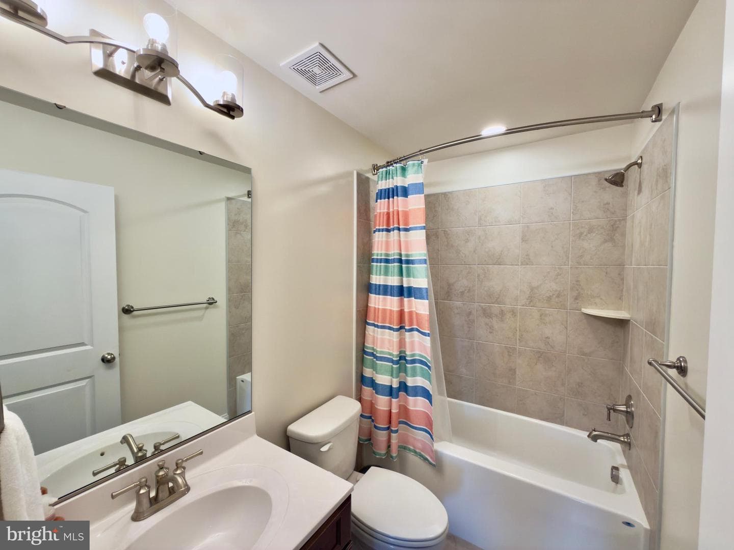 241 Sullivan Lane photo 31