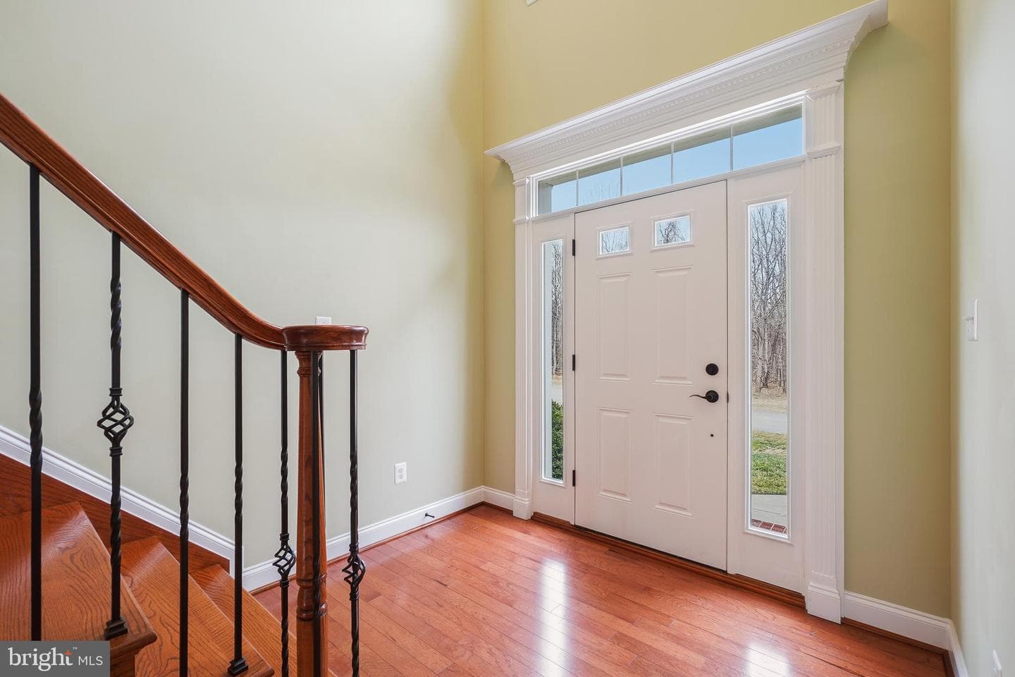 2117 Hunter Trail photo 4