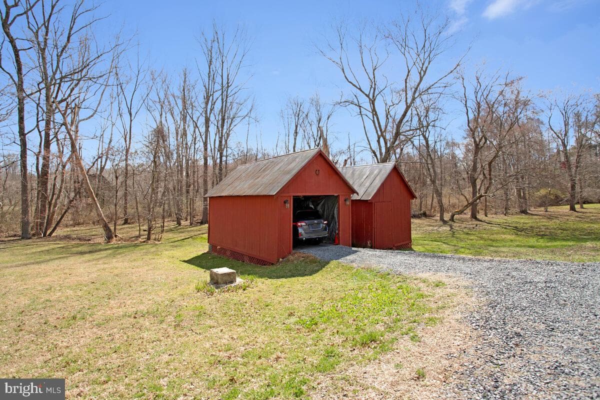9733 Old Solomons Island Road photo 34