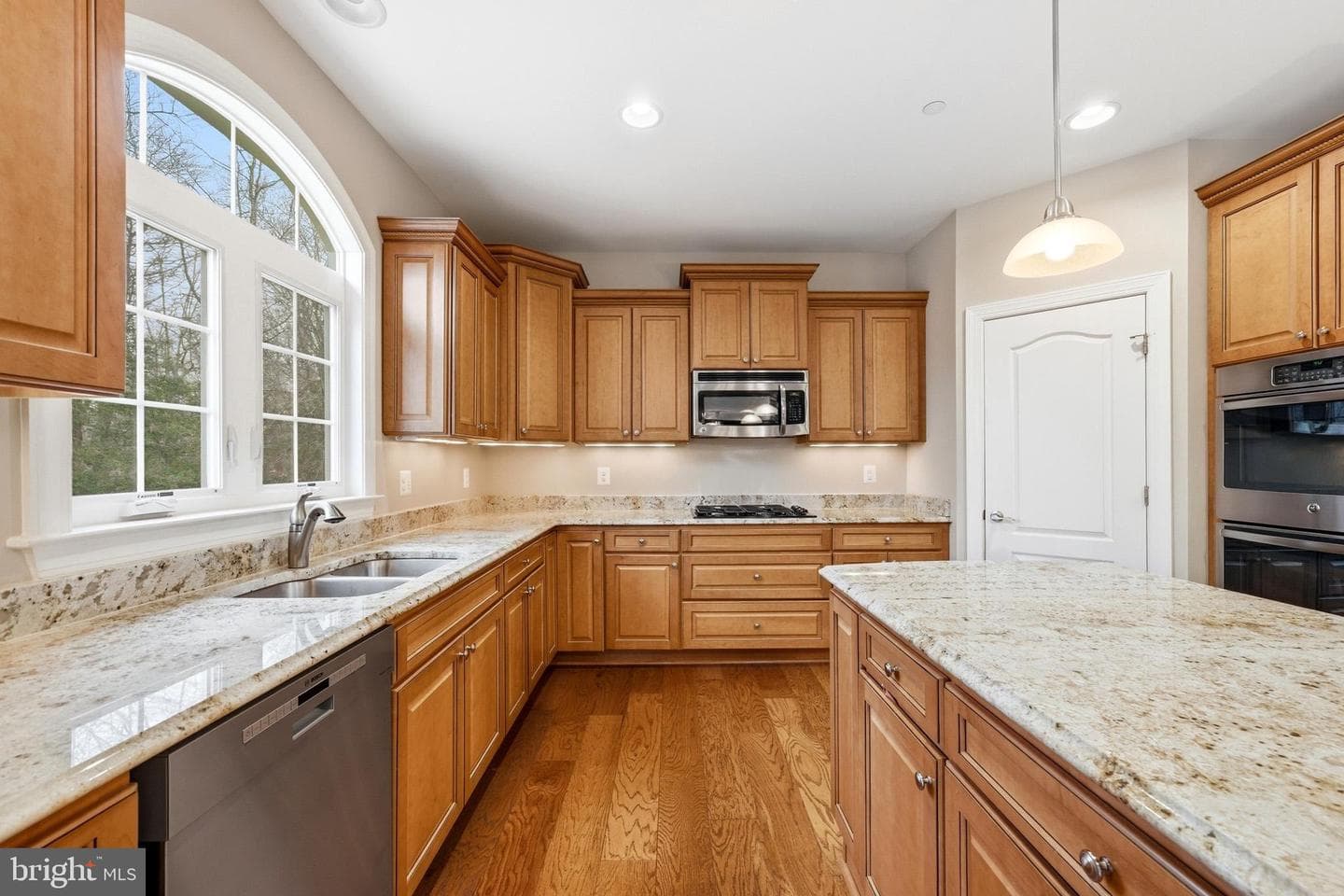 2115 Saint Margaret Boulevard photo 26