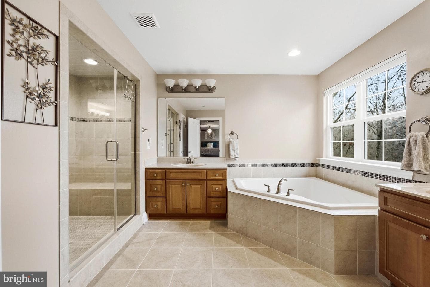 2115 Saint Margaret Boulevard photo 31