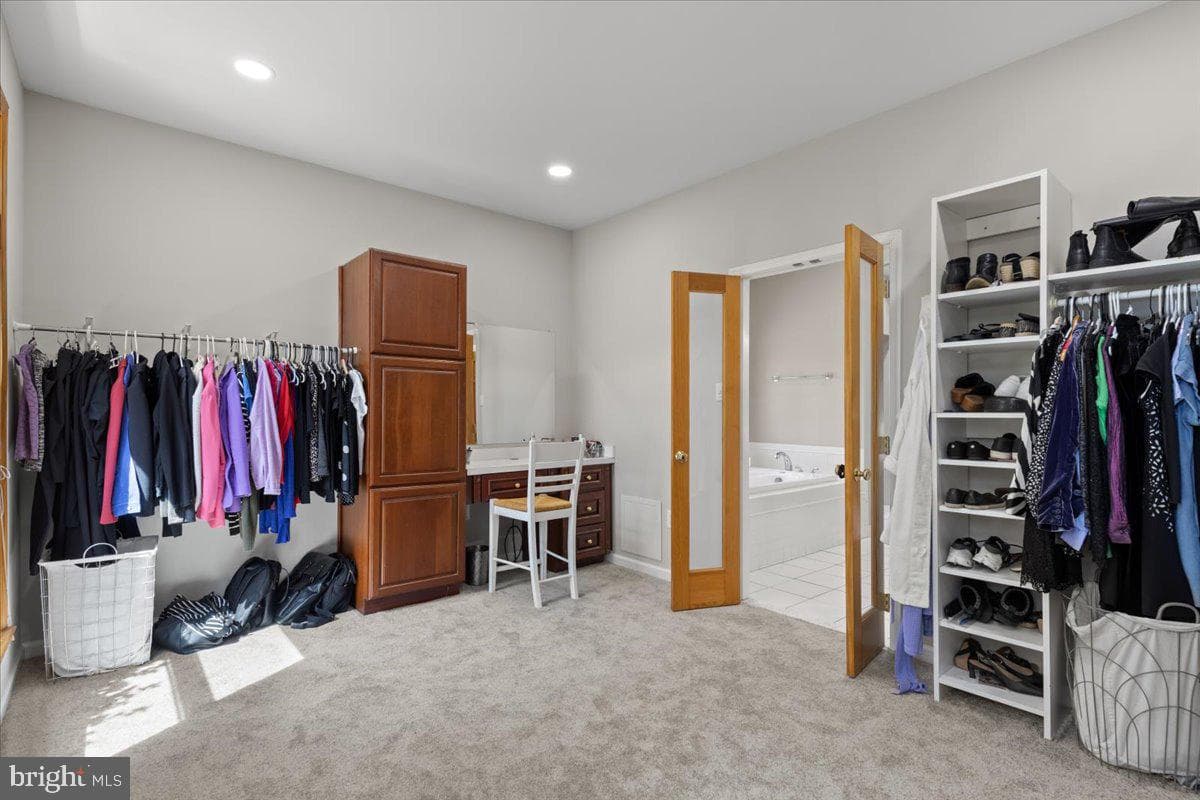 9345 Baker Street photo 41
