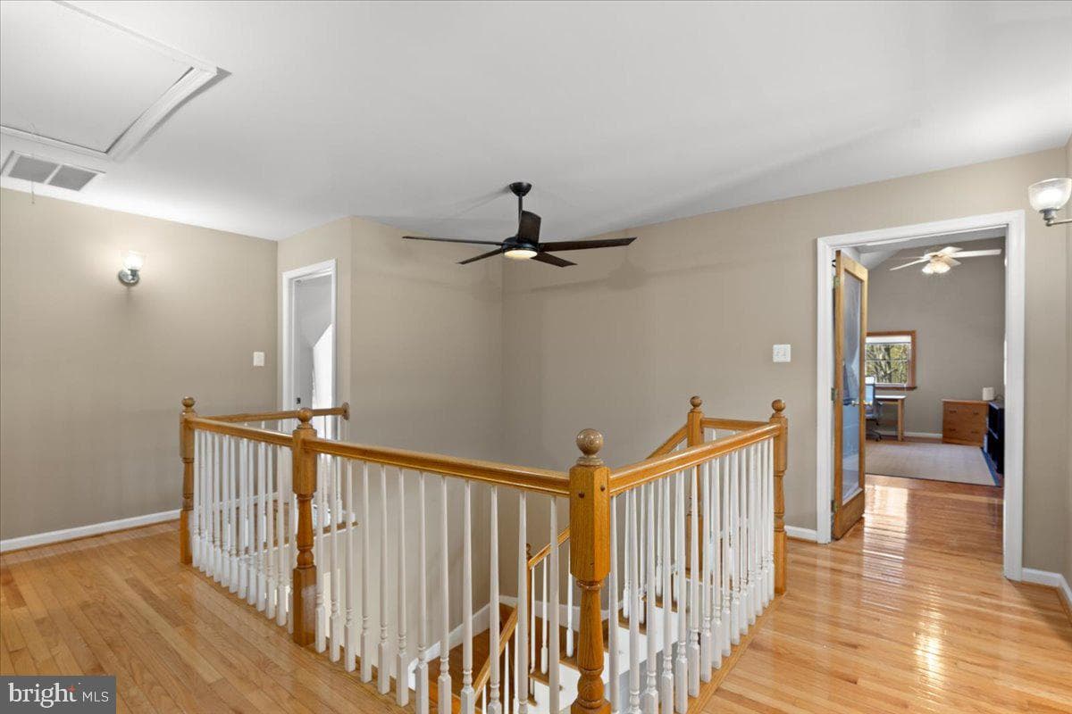 9345 Baker Street photo 48
