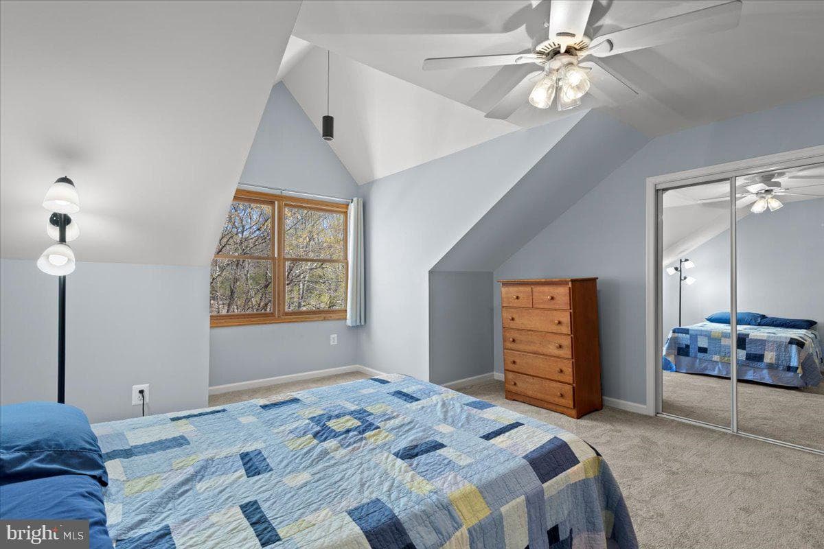 9345 Baker Street photo 56