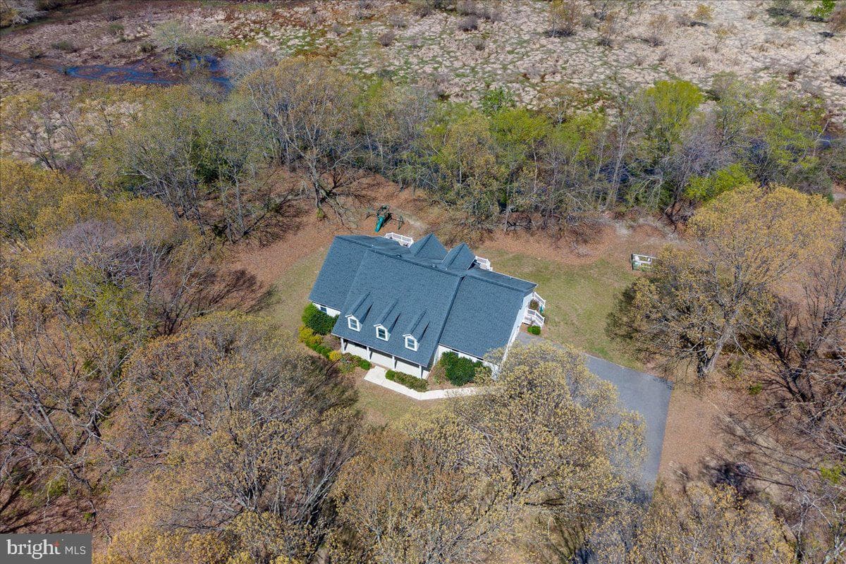 9345 Baker Street photo 78