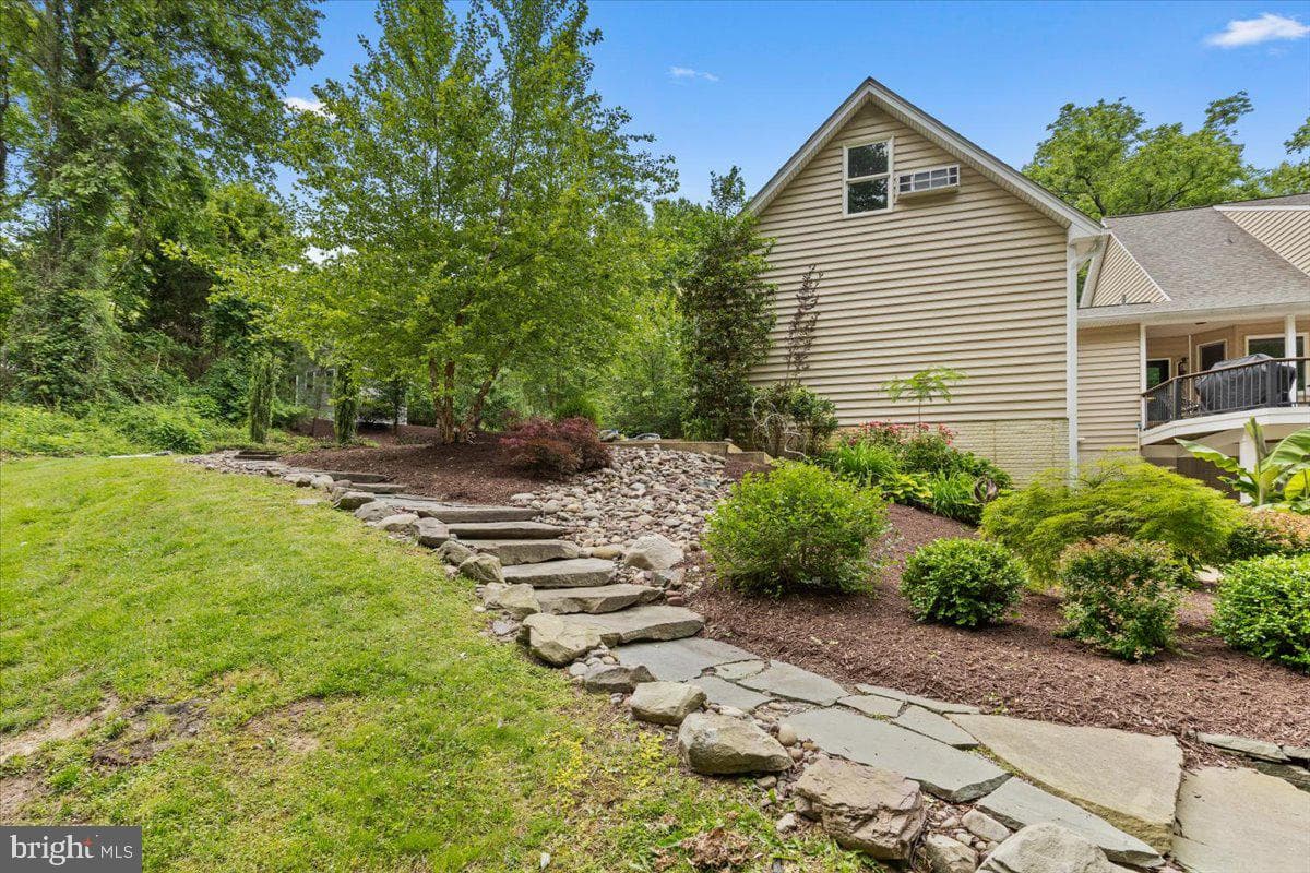 7847 N Flint Hill Road photo 36