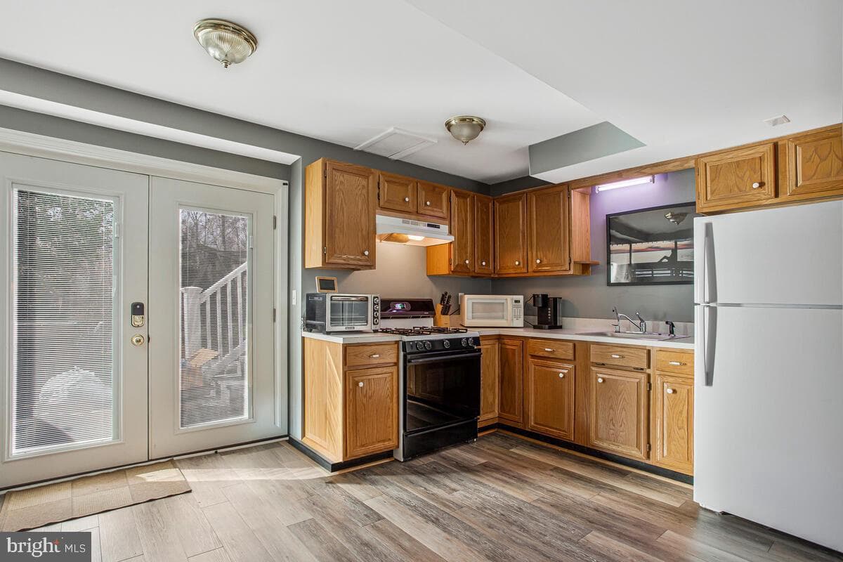 3420 Charing Court photo 41