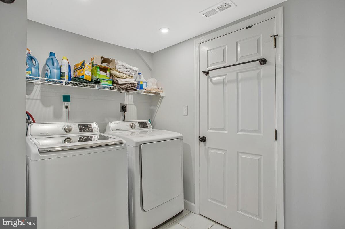 3420 Charing Court photo 42