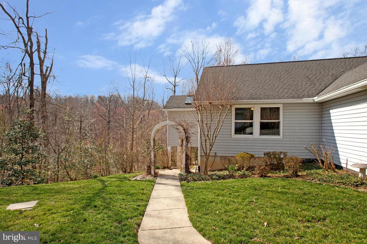 3420 Charing Court photo 43