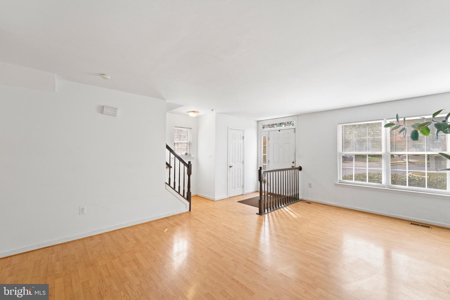 379 Cambridge Place photo 14