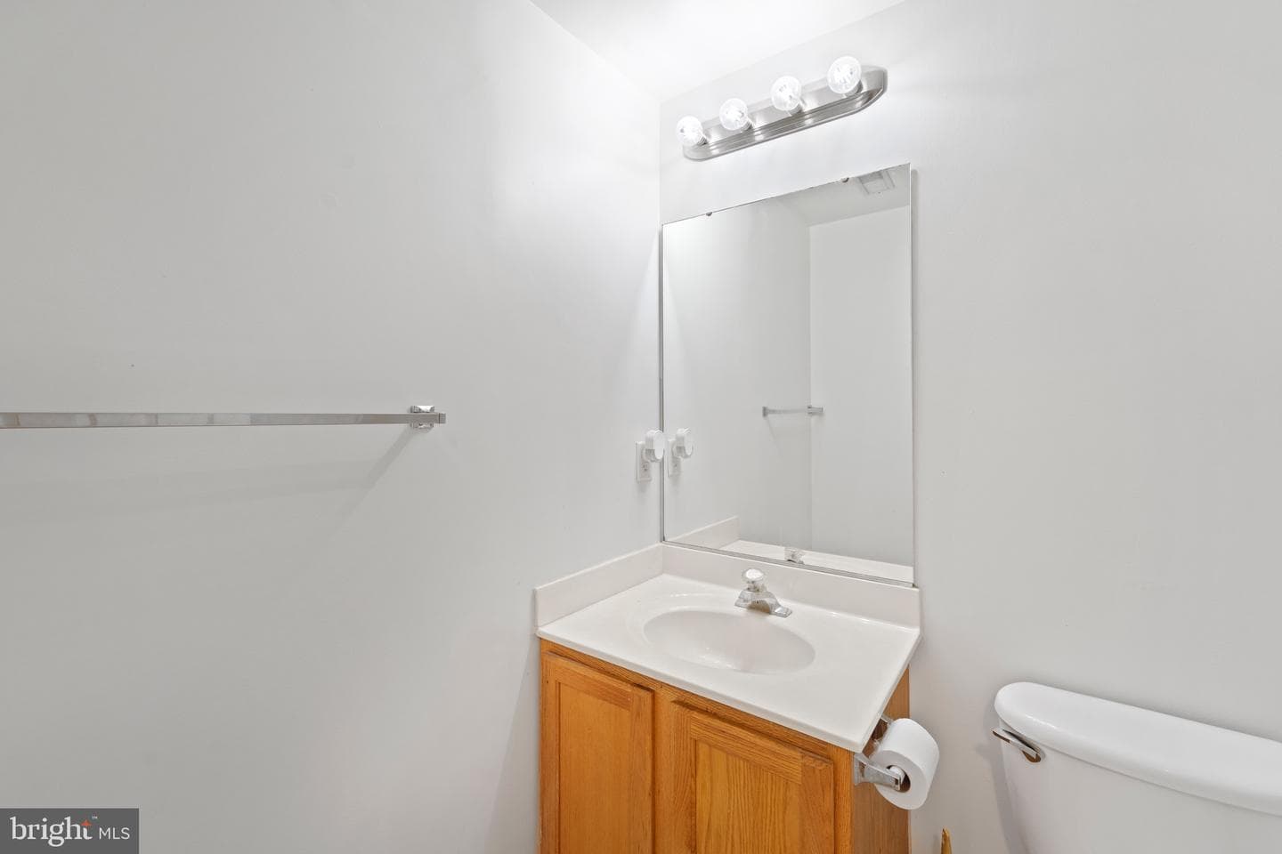 379 Cambridge Place photo 5
