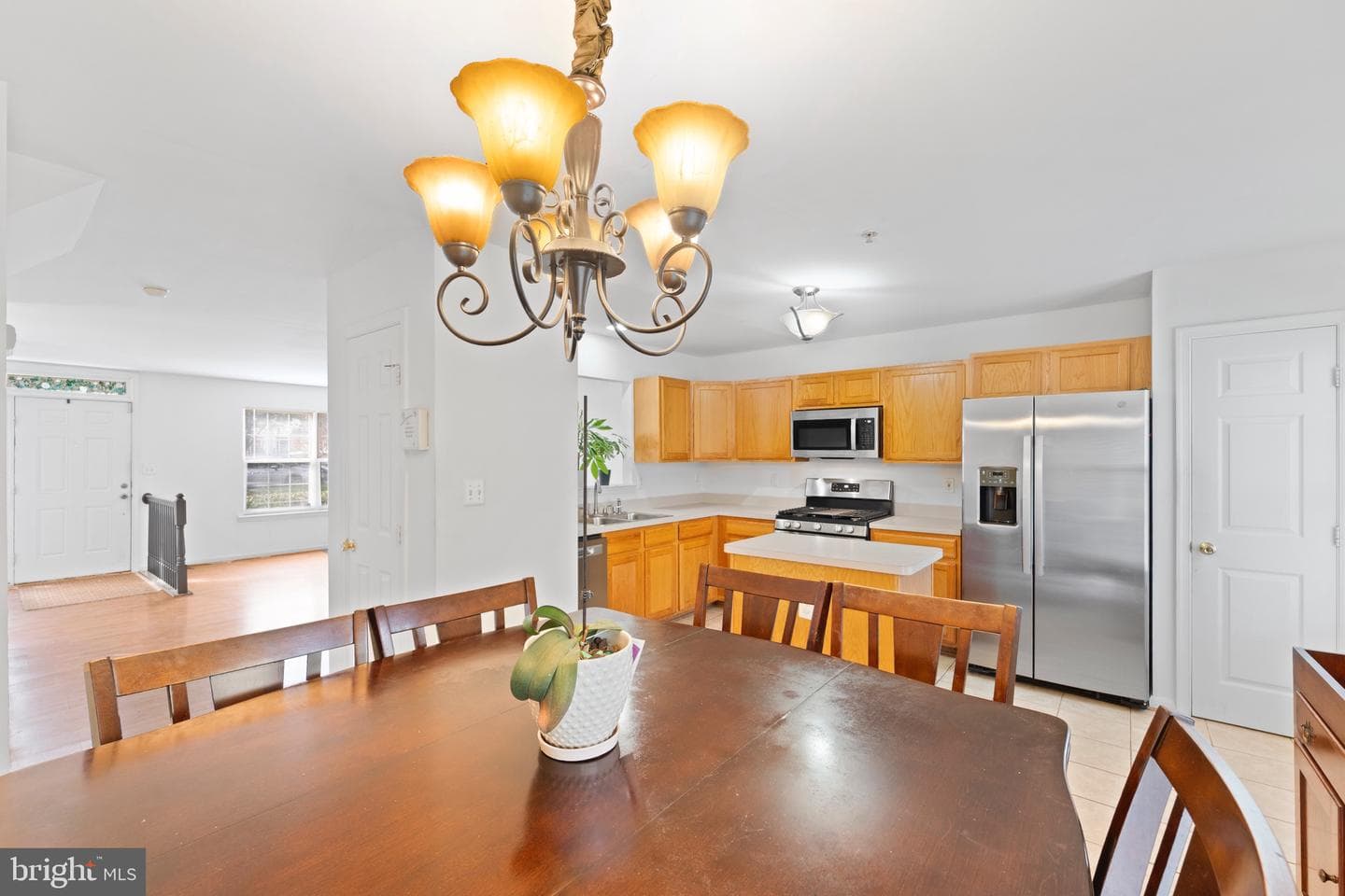379 Cambridge Place photo 9