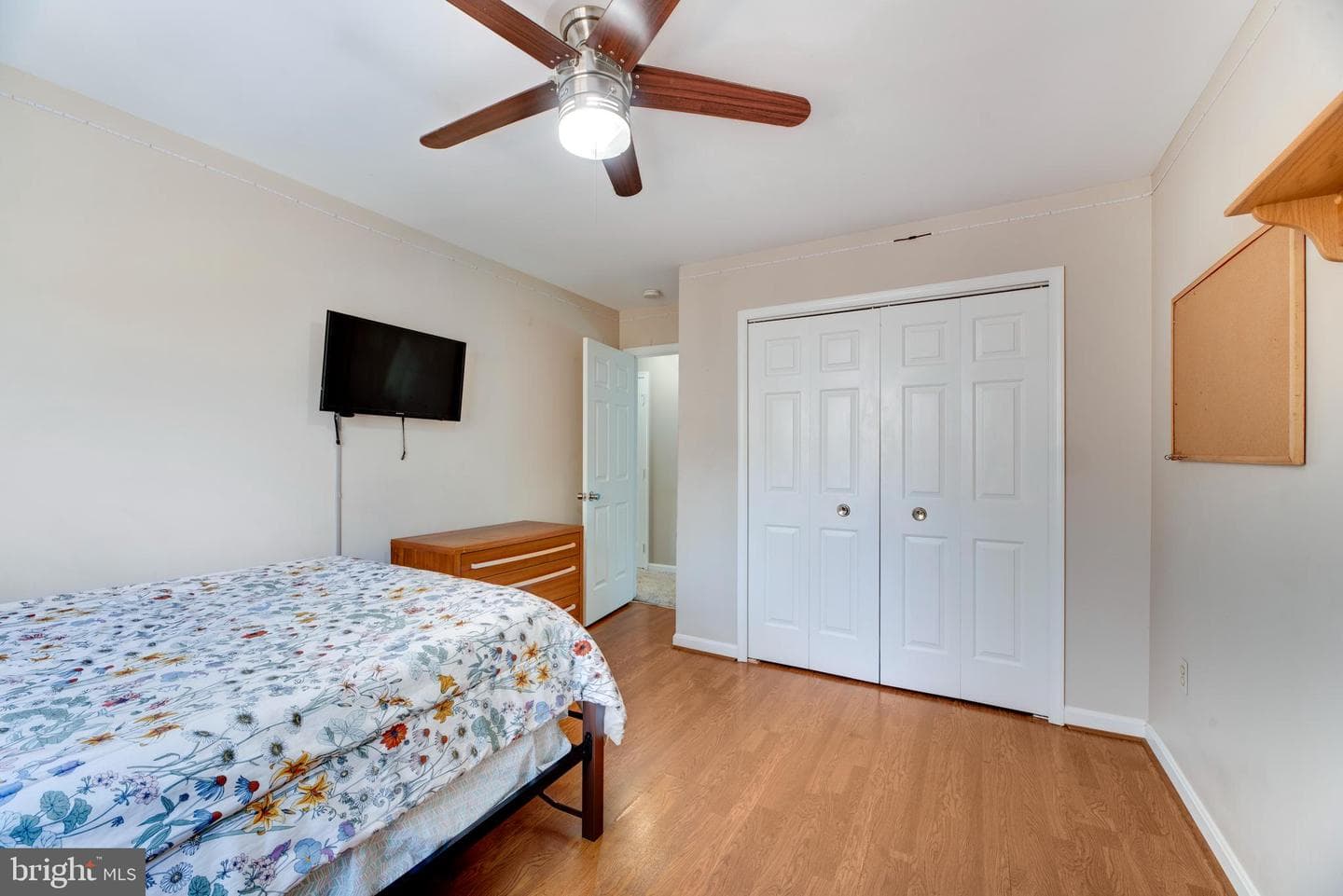 7742 Lake Shore Drive photo 29