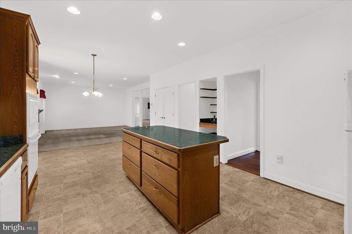 615 Patuxent Reach Drive photo 21