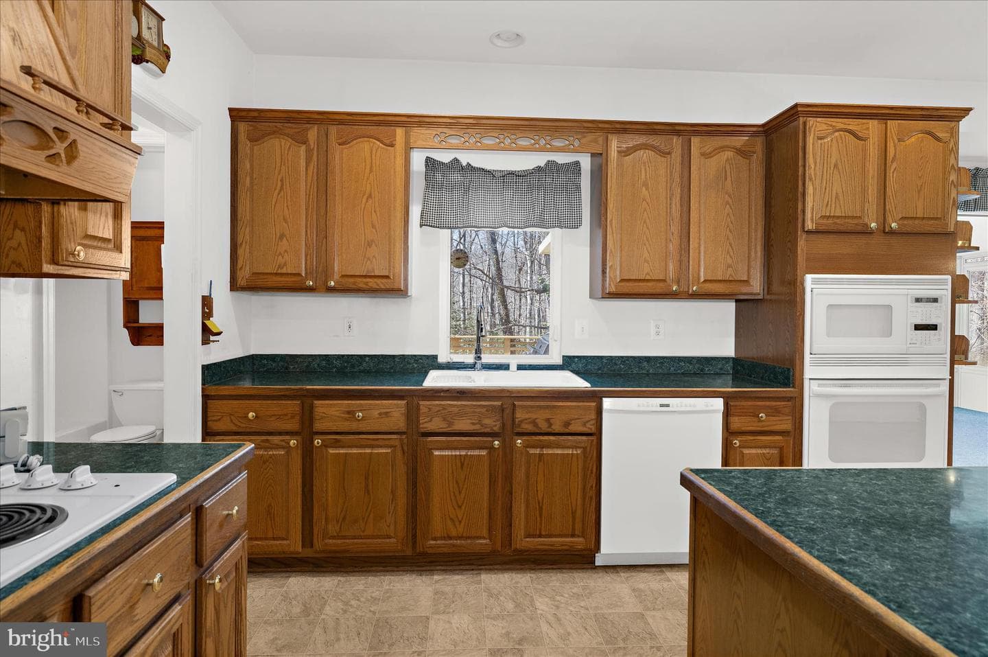 615 Patuxent Reach Drive photo 25