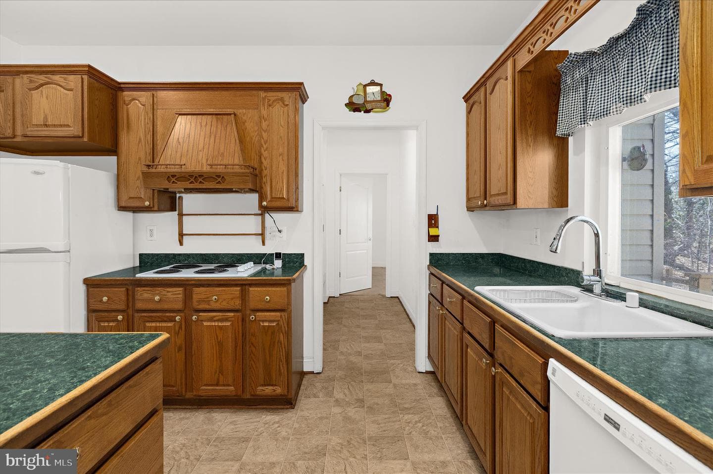 615 Patuxent Reach Drive photo 26