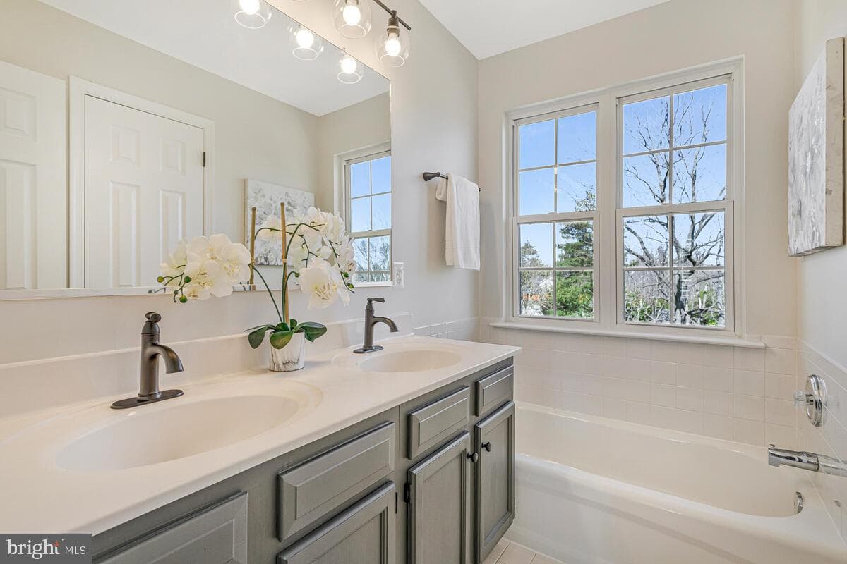 1125 Sheridan Drive photo 23