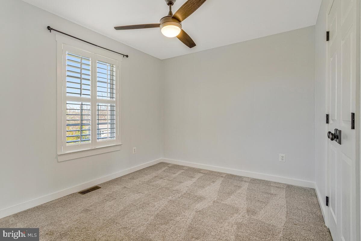 1125 Sheridan Drive photo 26