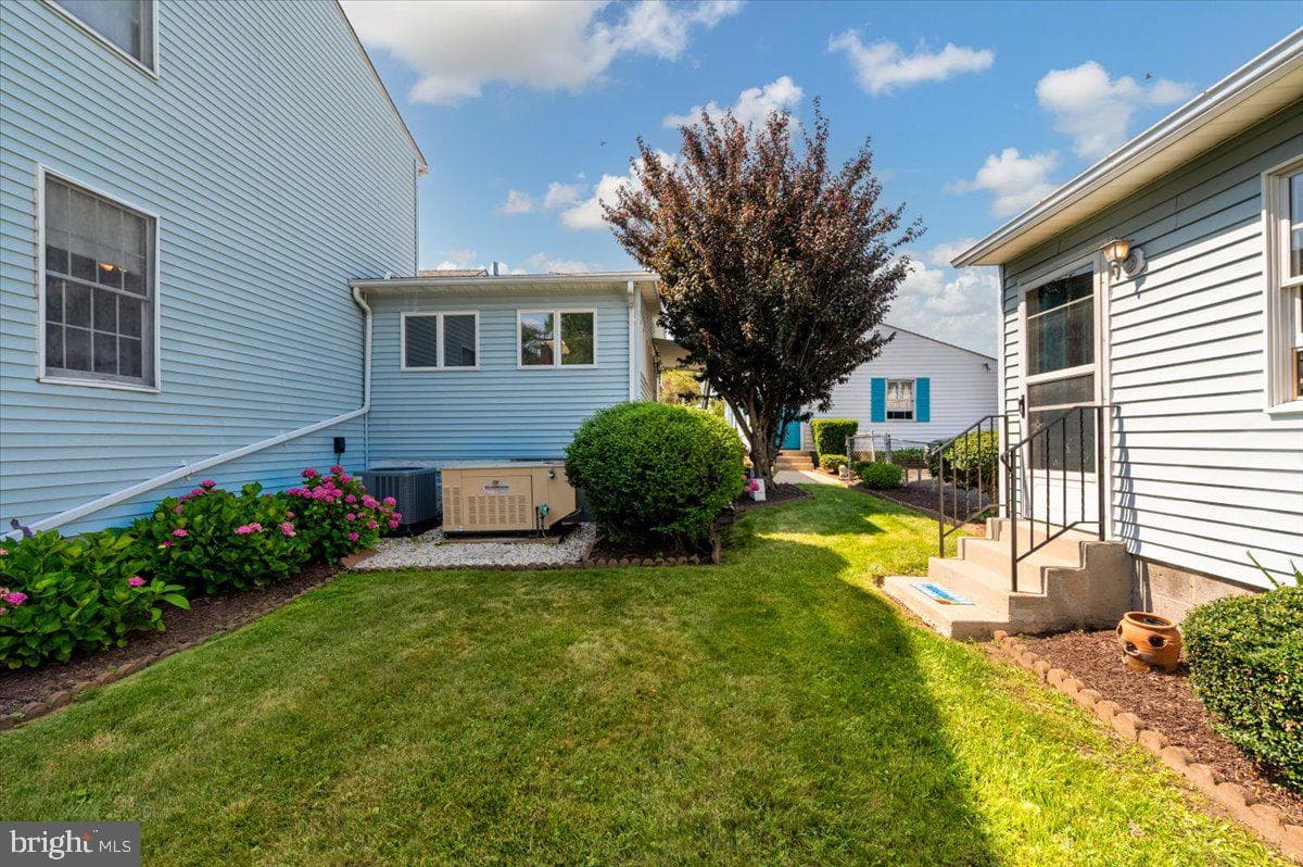 8236 Bayside Road photo 33