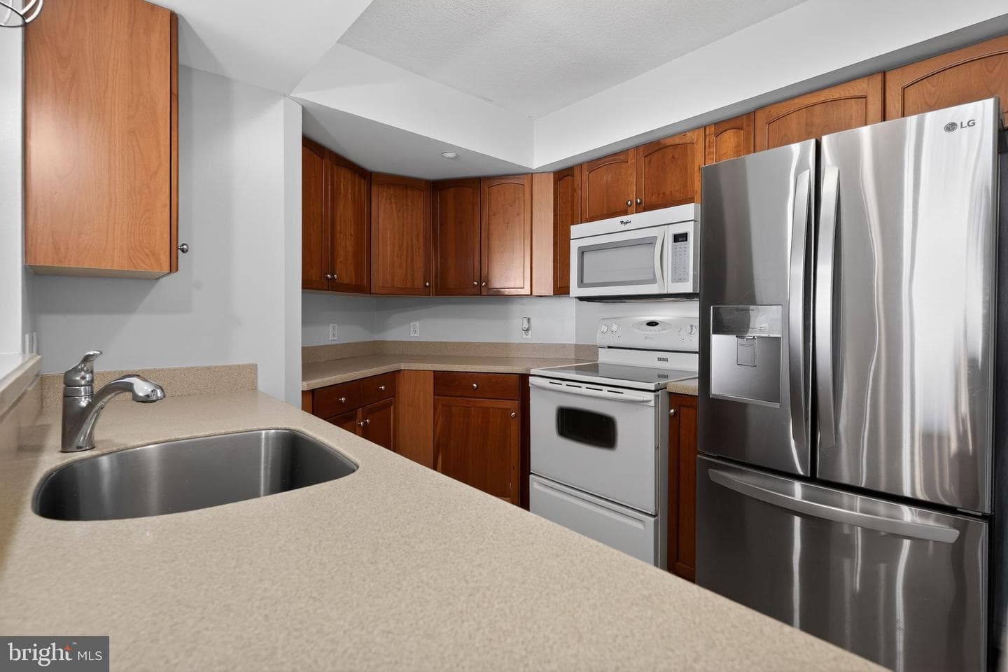 8501 Bayside Road #702 photo 8