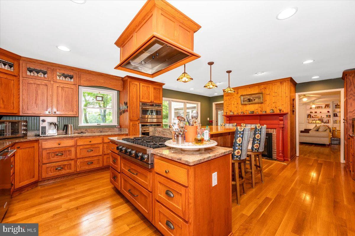 12124 Palisades Drive photo 33