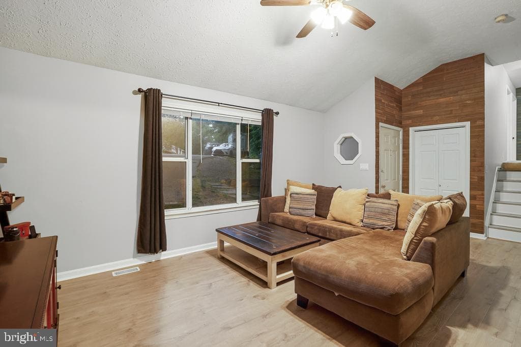 8566 Stock Drive photo 10