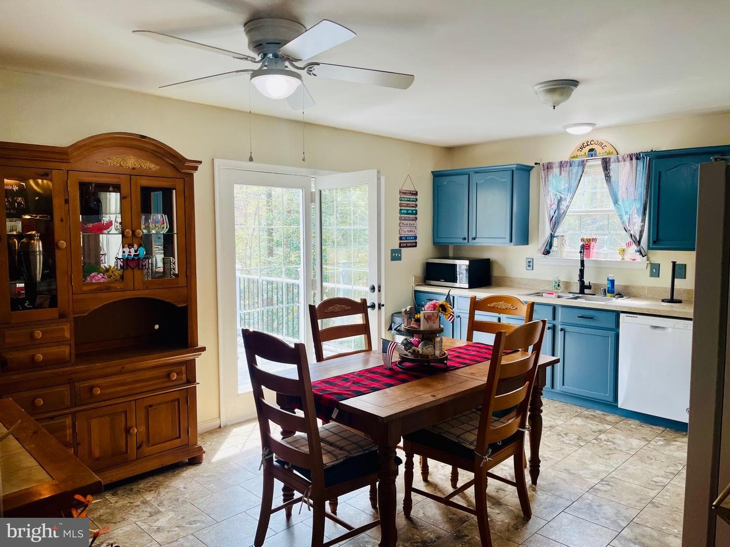 11504 Lariat Lane photo 2