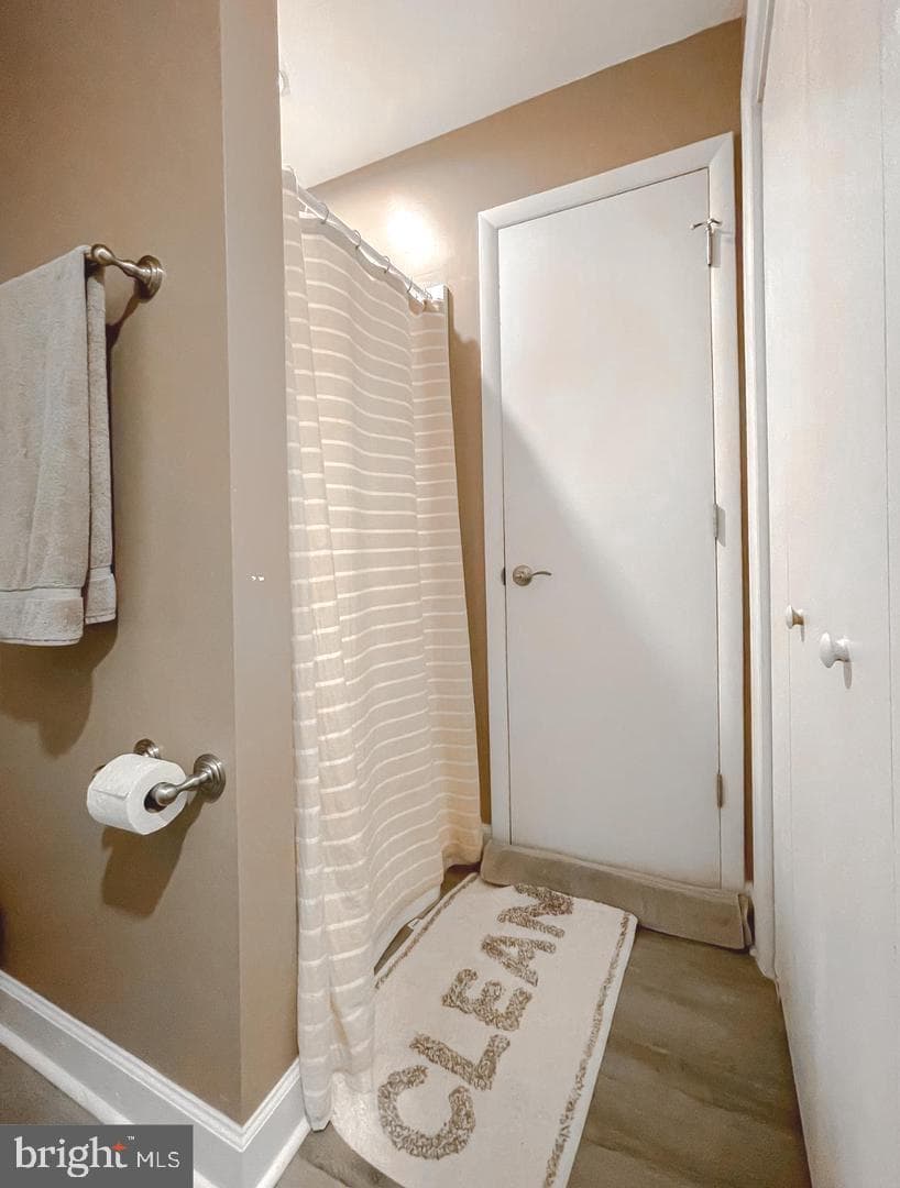 2767 Cove Lake Street photo 28