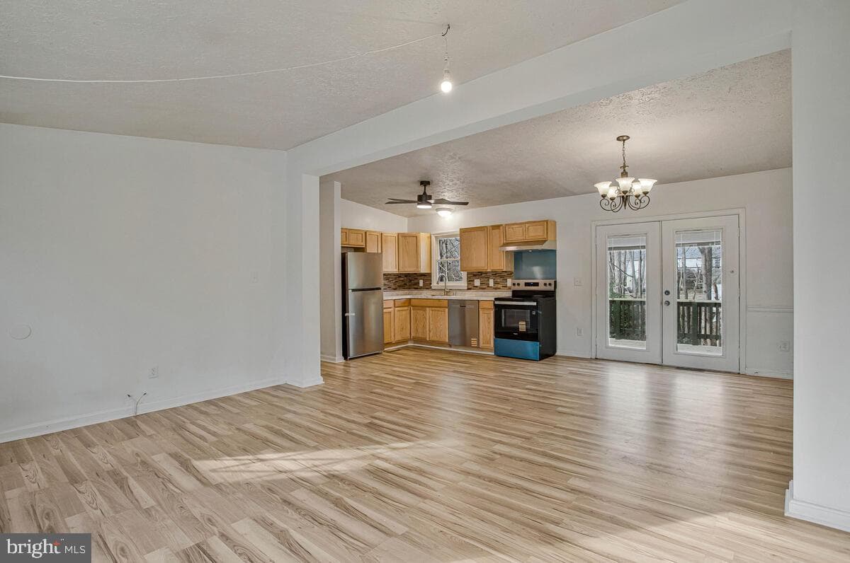 12635 Western Circle photo 4