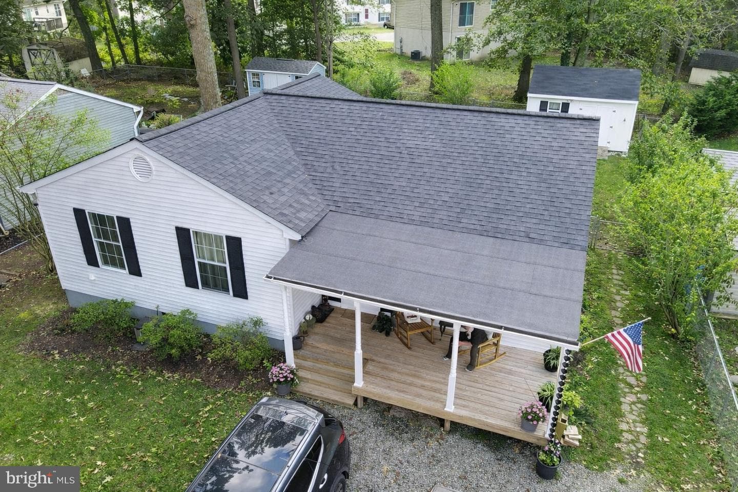 8315 Cedar Lane photo 2