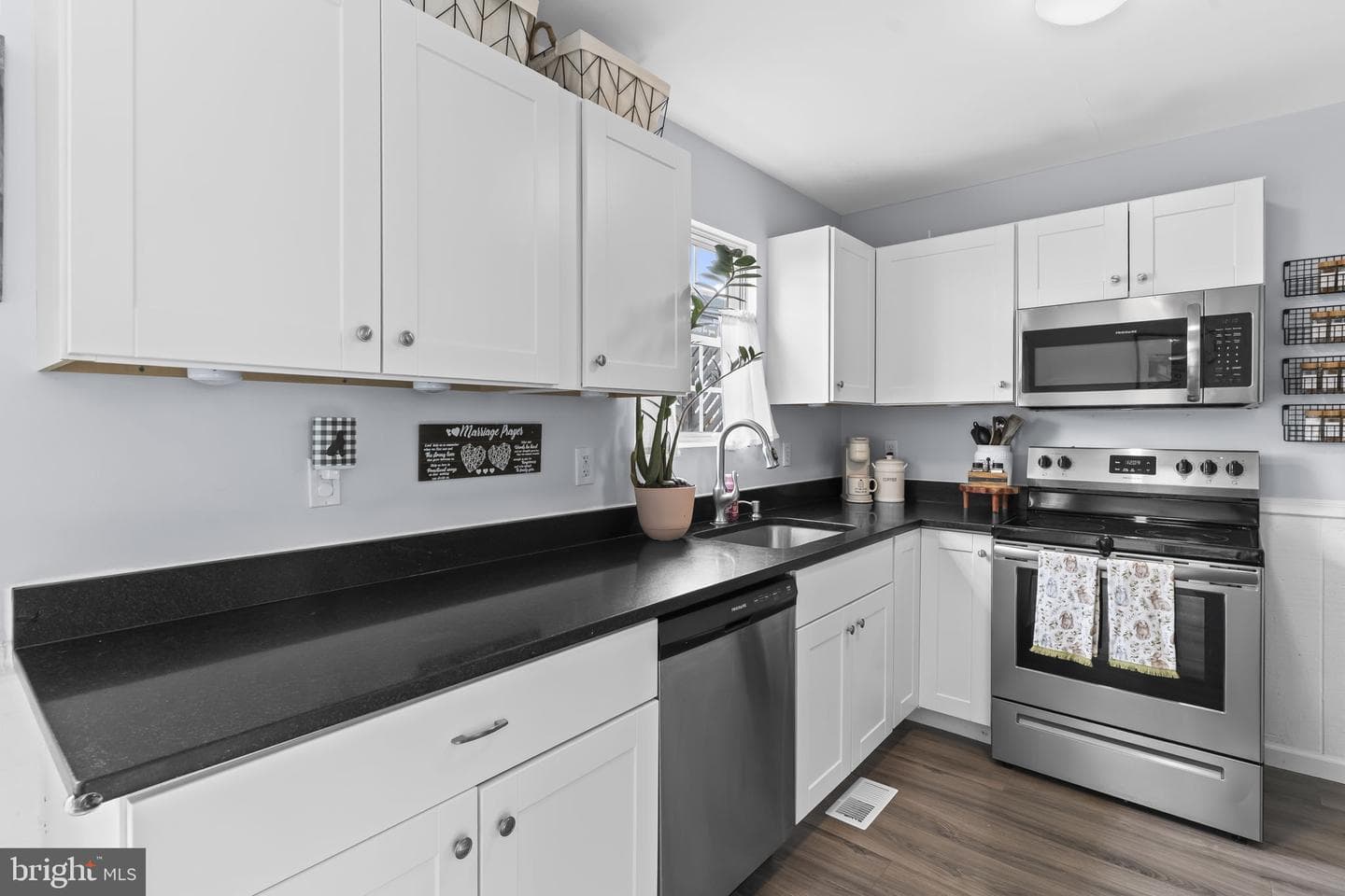 9346 Sea Oat Court photo 4