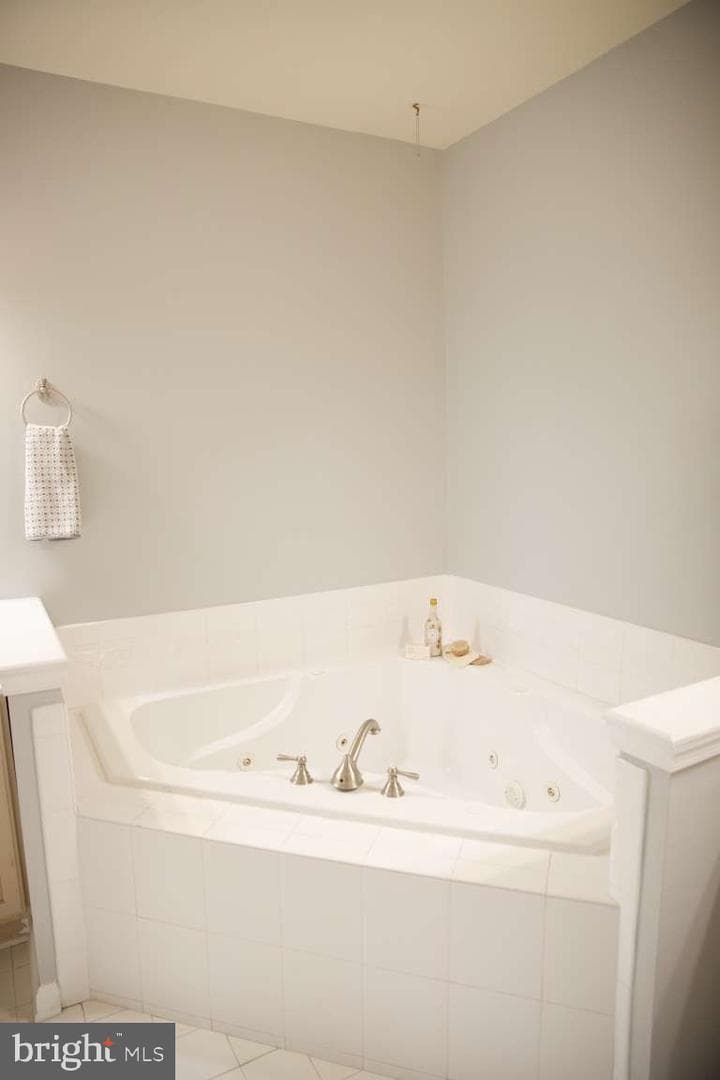 513 Oyster Bay Place photo 27