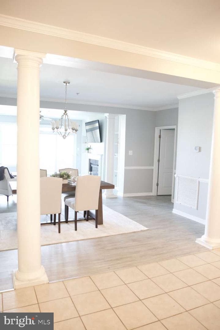 513 Oyster Bay Place photo 3