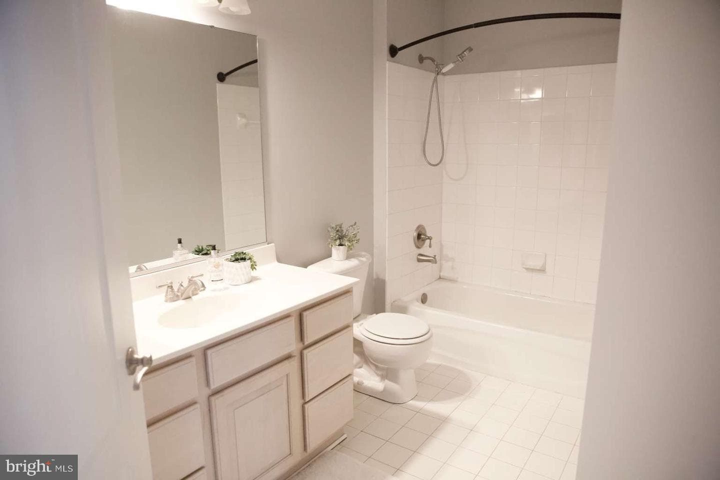 513 Oyster Bay Place photo 31