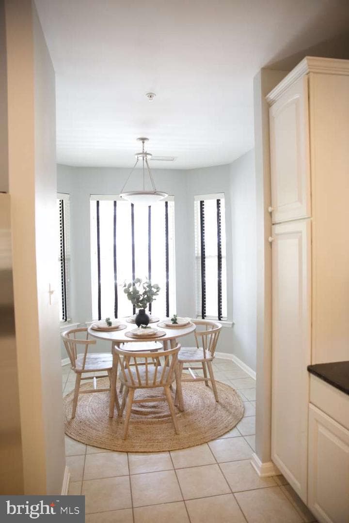 513 Oyster Bay Place photo 4